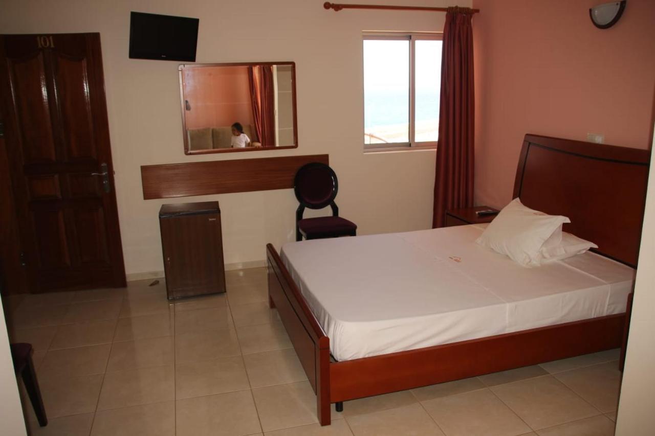 Restaurante Residencial Nova Cidade Porto Novo Dış mekan fotoğraf