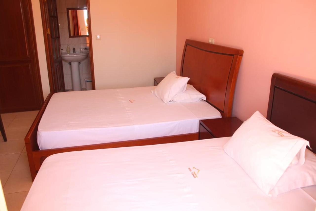 Restaurante Residencial Nova Cidade Porto Novo Dış mekan fotoğraf
