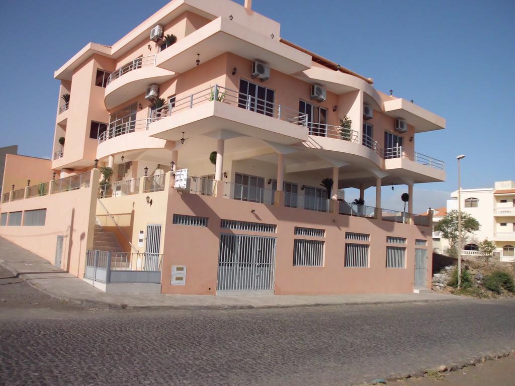 Restaurante Residencial Nova Cidade Porto Novo Dış mekan fotoğraf