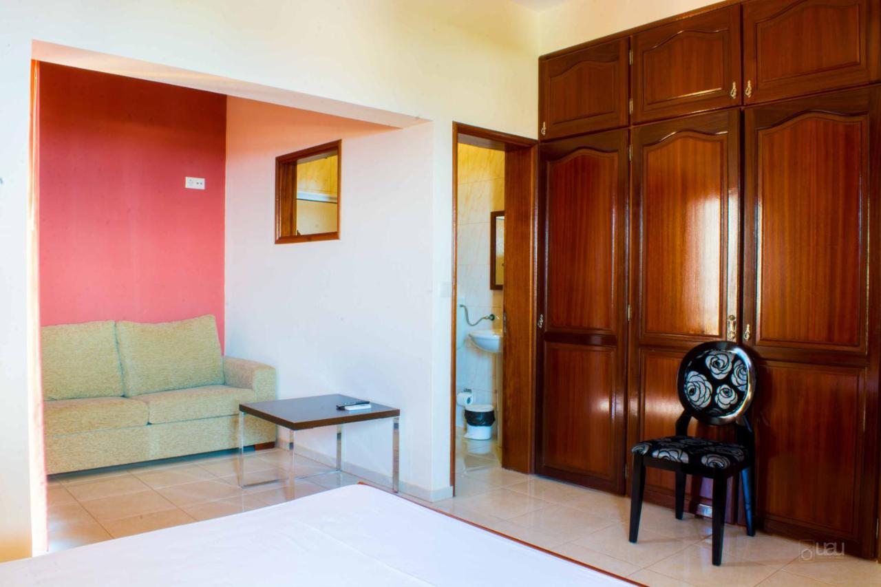 Restaurante Residencial Nova Cidade Porto Novo Dış mekan fotoğraf