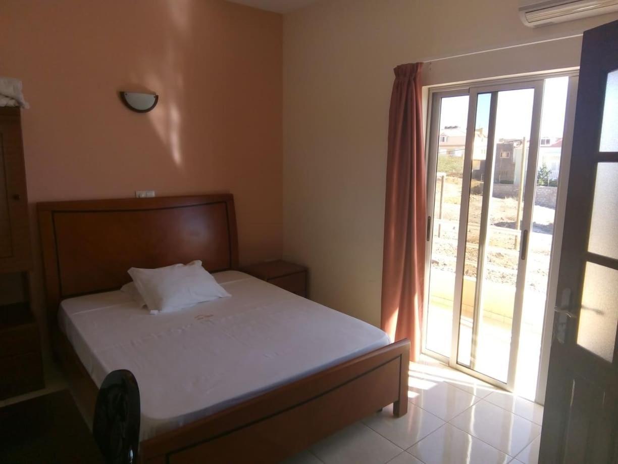 Restaurante Residencial Nova Cidade Porto Novo Dış mekan fotoğraf